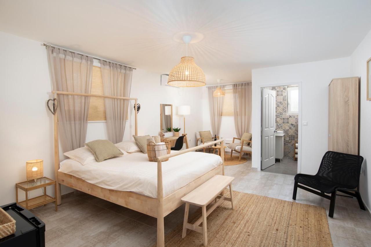 Apartments And Rooms Jakic Medulin Bagian luar foto